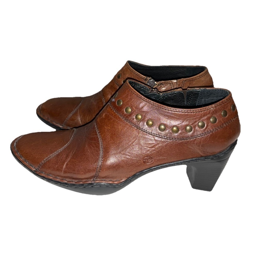 JOSEF SEIBEL Bootie Women's 7.5 Cognac Brown Crinkle Leather Studded Kendra